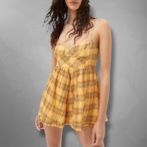 Urban Outfitters romper S new